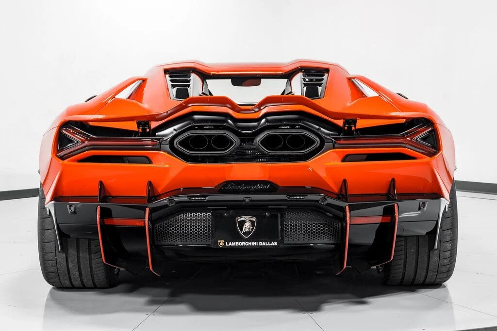 2024 Lamborghini Revuelto - Image 4 of 31