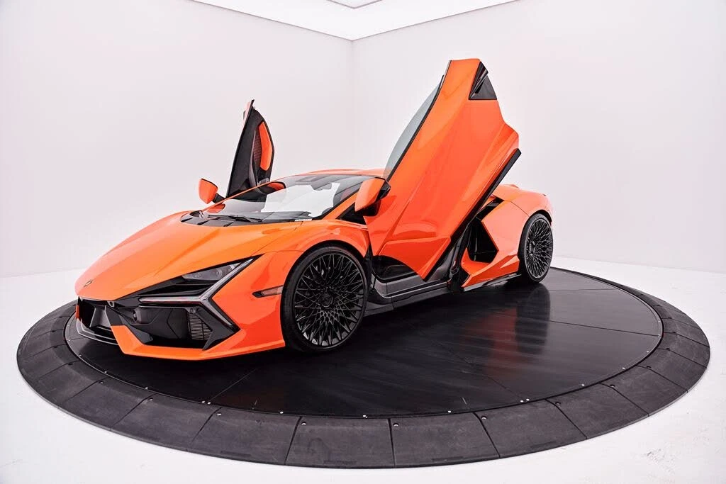 2024 Lamborghini Revuelto - Image 20 of 31