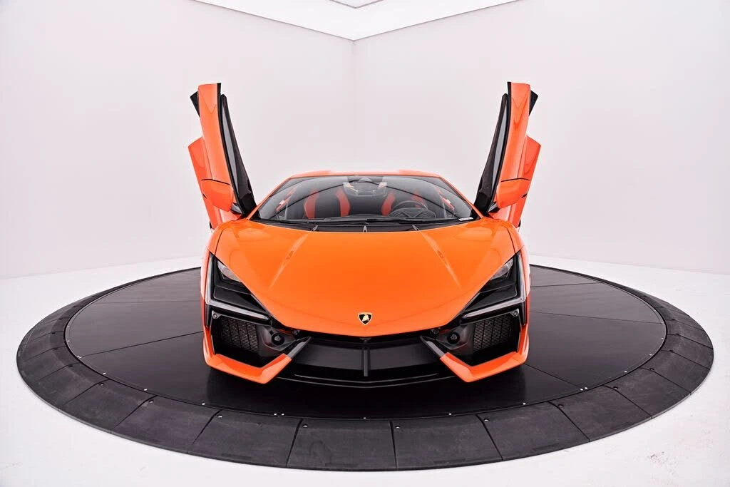 2024 Lamborghini Revuelto - Image 27 of 31