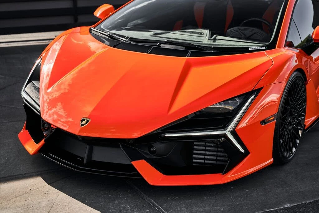 2024 Lamborghini Revuelto - Image 6 of 31
