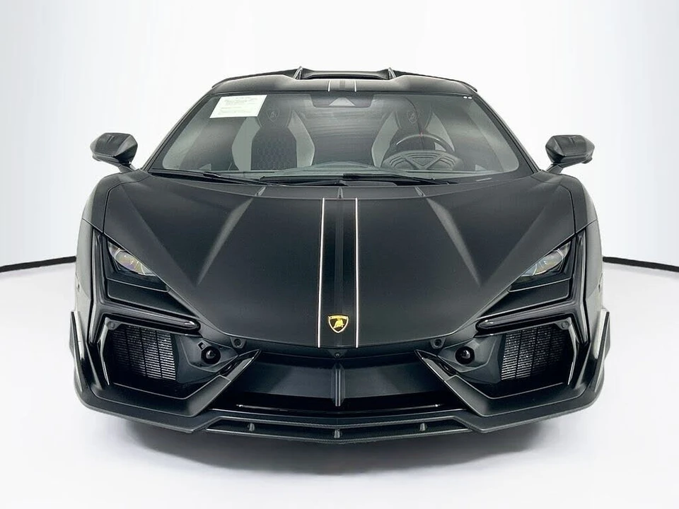 2024 Lamborghini Revuelto - Image 2 of 29