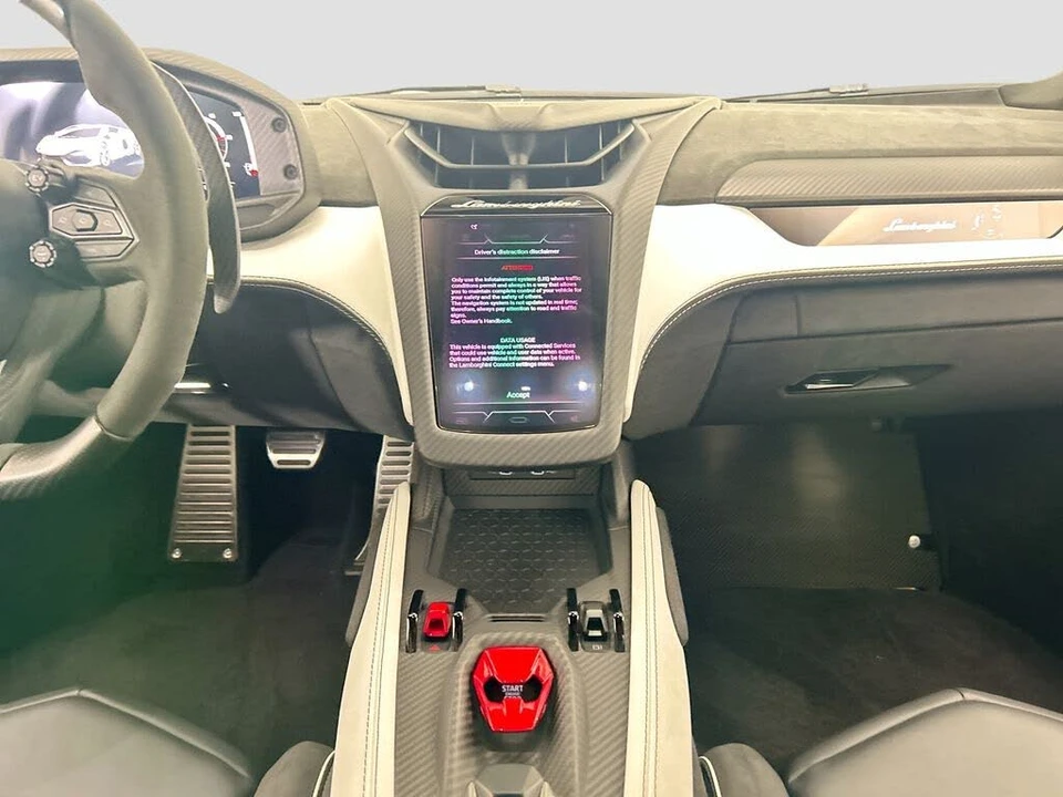 2024 Lamborghini Revuelto - Image 13 of 29