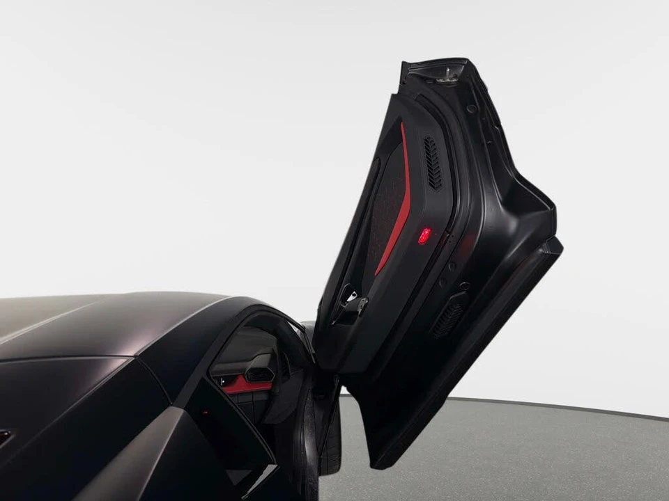 2024 Lamborghini Revuelto - Image 23 of 31