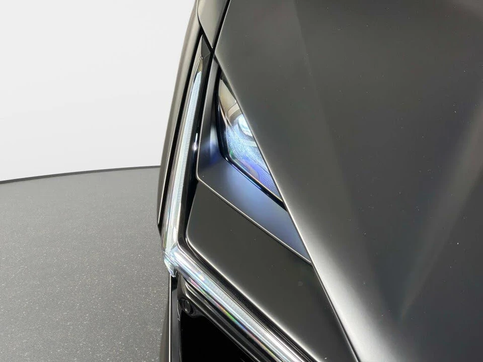 2024 Lamborghini Revuelto - Image 9 of 31