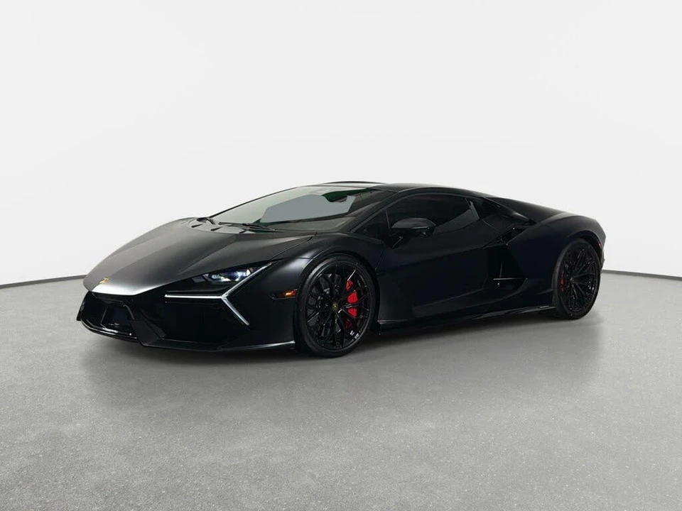 2024 Lamborghini Revuelto - Image 7 of 31