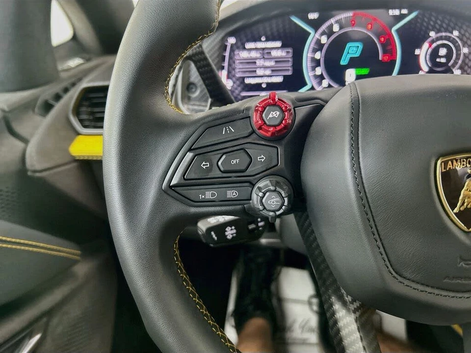 2024 Lamborghini Revuelto - Image 12 of 31