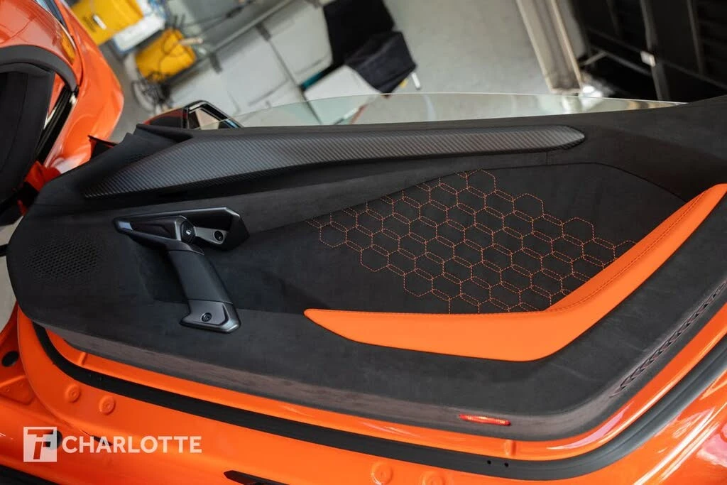 2024 Lamborghini Revuelto - Image 29 of 31