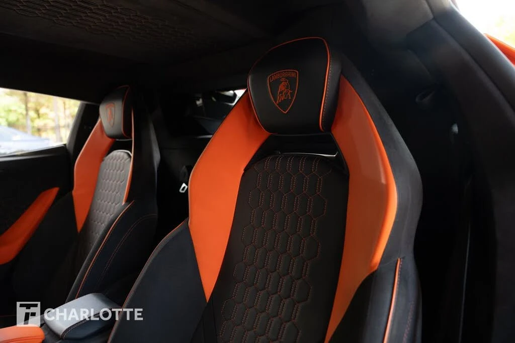 2024 Lamborghini Revuelto - Image 19 of 31