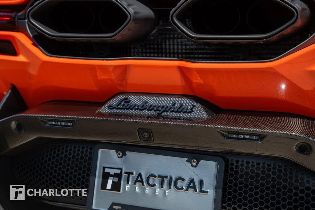 2024 Lamborghini Revuelto - Image 14 of 31