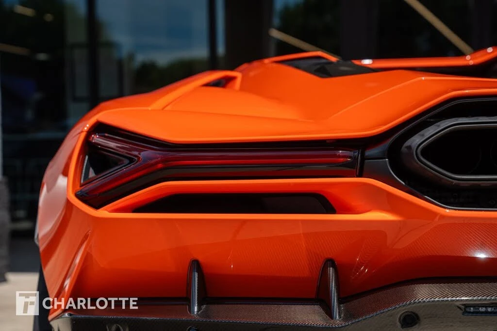 2024 Lamborghini Revuelto - Image 12 of 31
