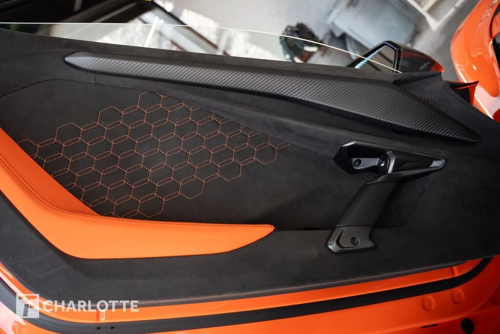 2024 Lamborghini Revuelto - Image 18 of 31
