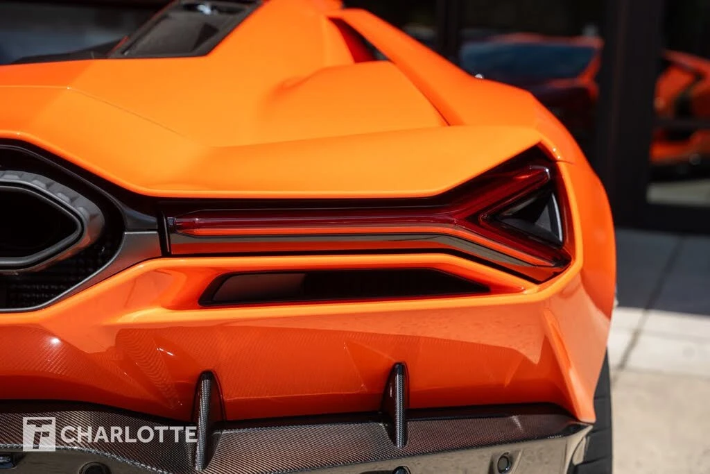 2024 Lamborghini Revuelto - Image 15 of 31