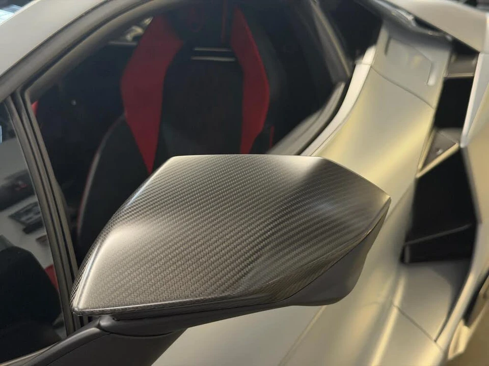 2024 Lamborghini Revuelto - Image 17 of 31