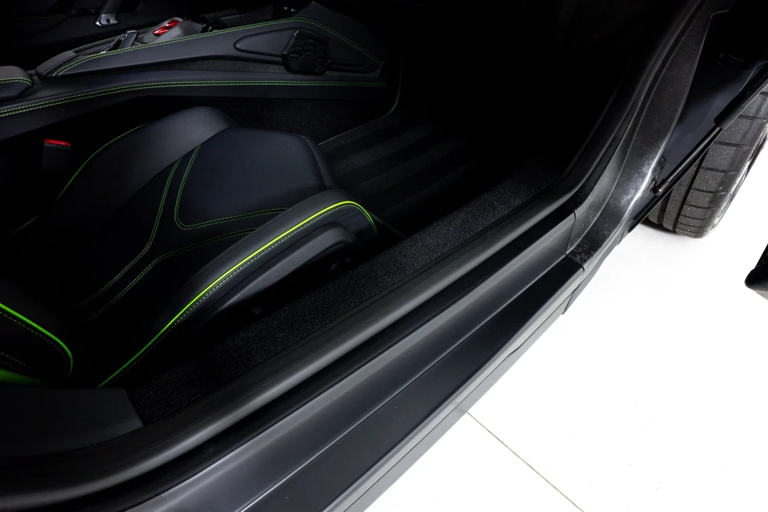 2024 Lamborghini Revuelto - Image 22 of 31
