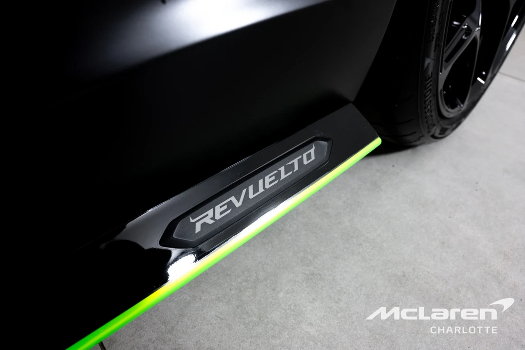 2024 Lamborghini Revuelto - Image 31 of 31
