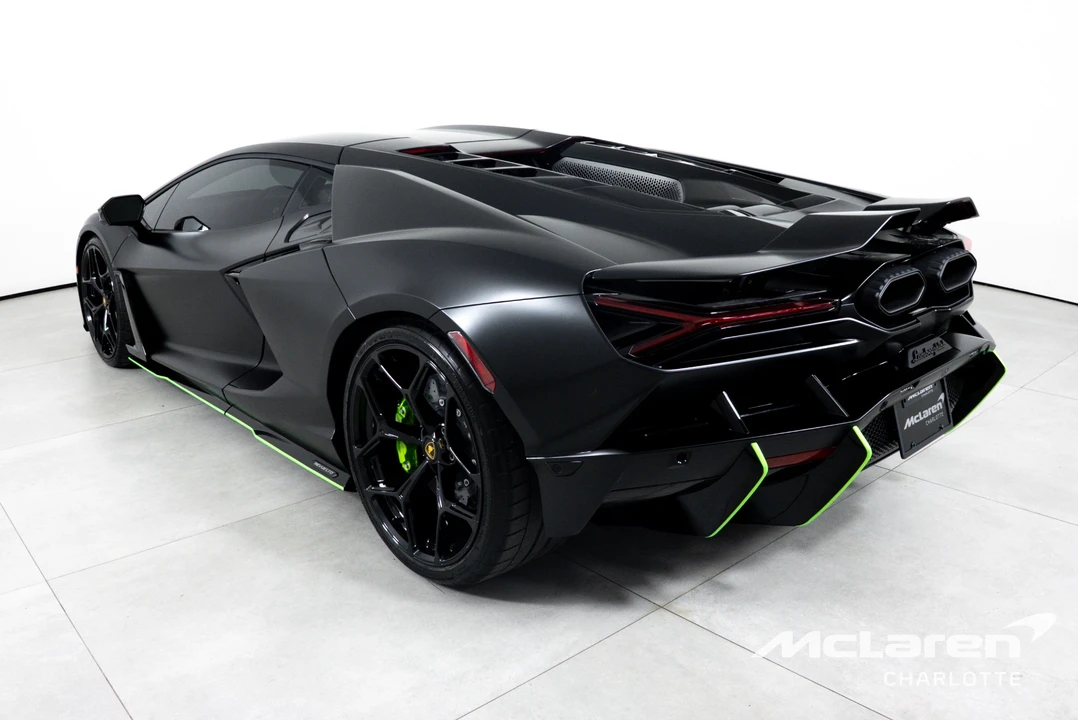 2024 Lamborghini Revuelto - Image 7 of 31