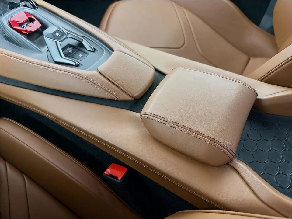 2024 Lamborghini Revuelto - Image 8 of 31
