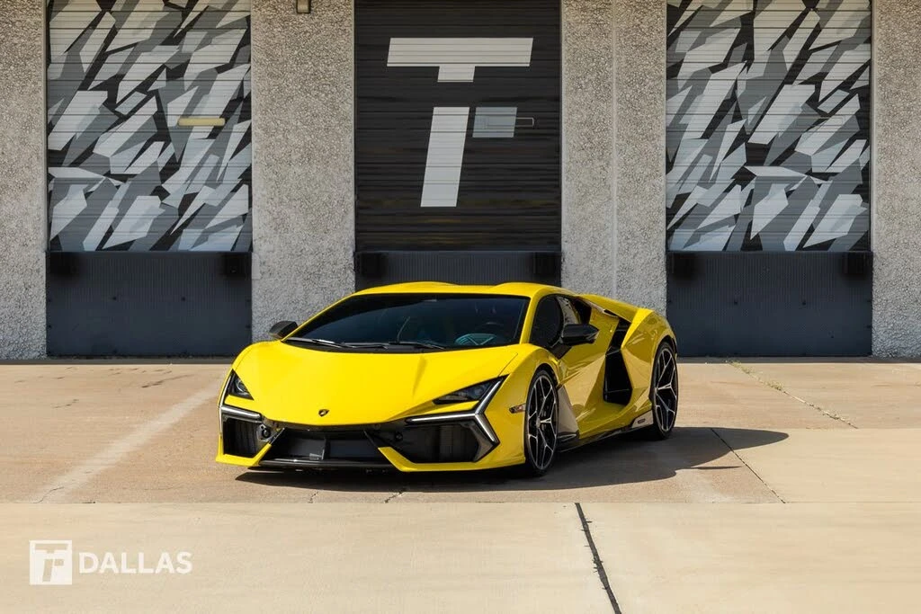 2024 Lamborghini Revuelto - Image 5 of 31