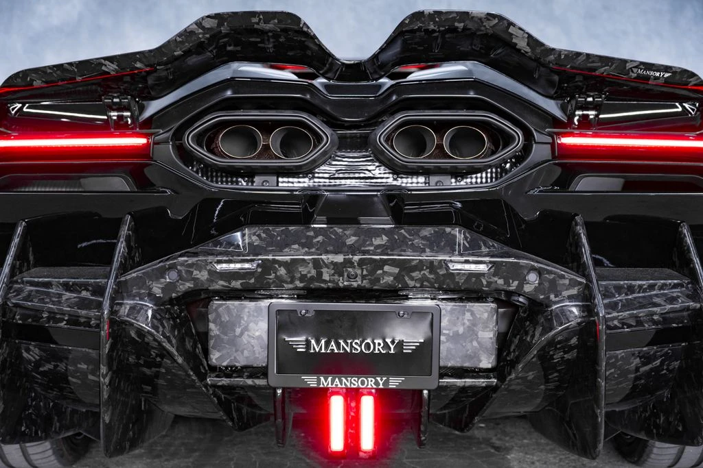 2024 Lamborghini Revuelto - Image 17 of 31