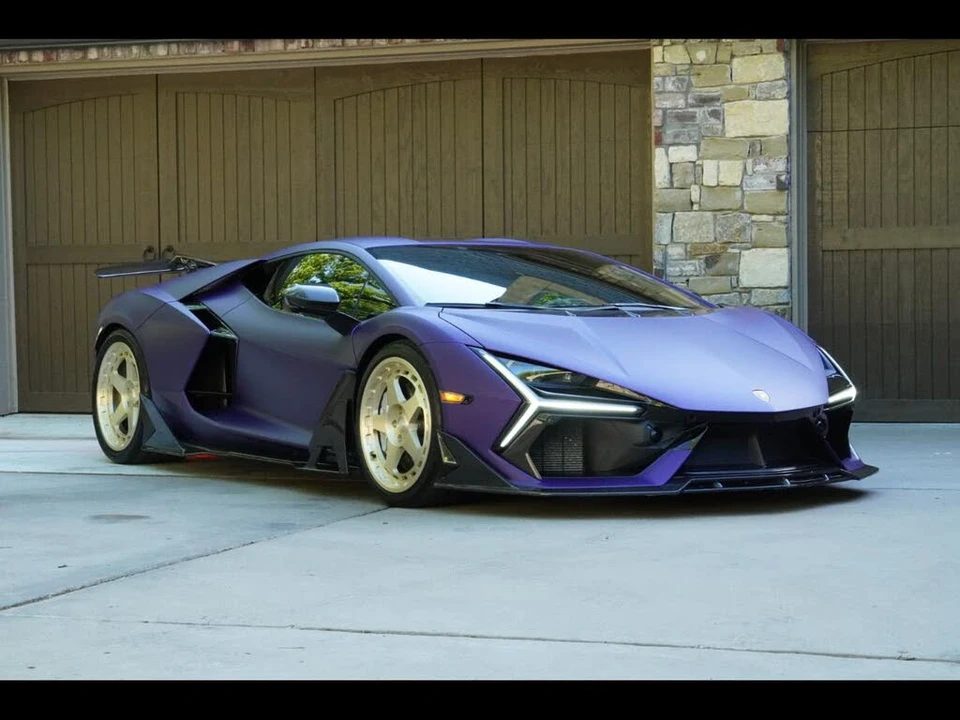2024 Lamborghini Revuelto - Image 5 of 31