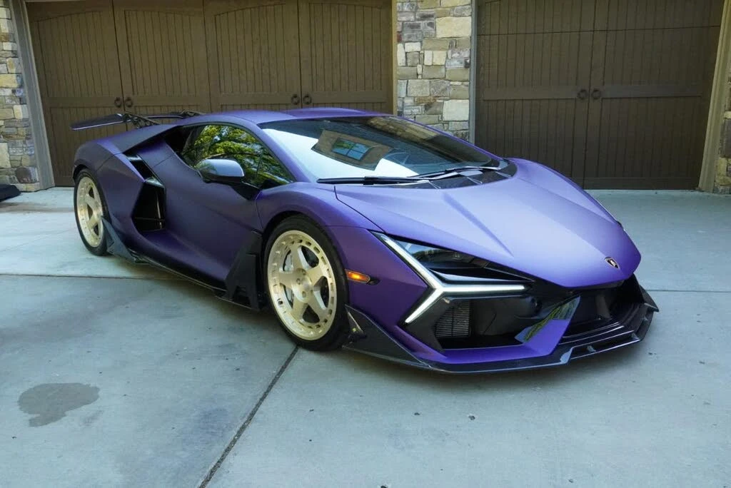 2024 Lamborghini Revuelto - Image 9 of 31