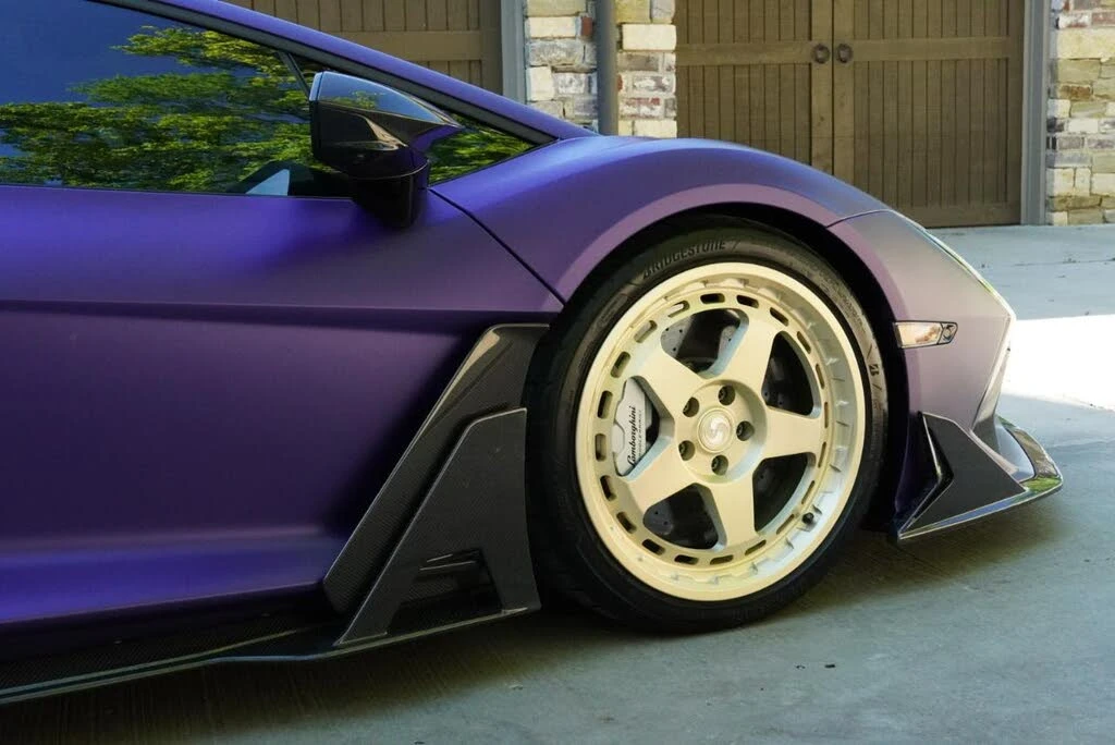 2024 Lamborghini Revuelto - Image 10 of 31