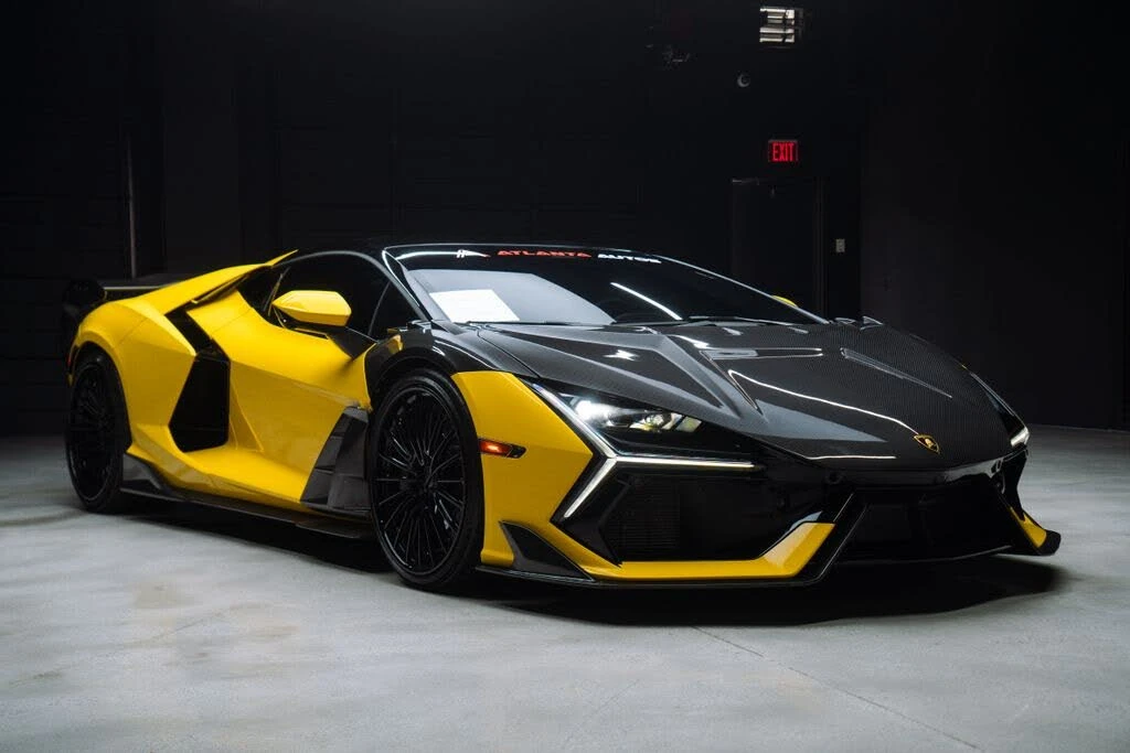 2024 Lamborghini Revuelto - Image 6 of 31