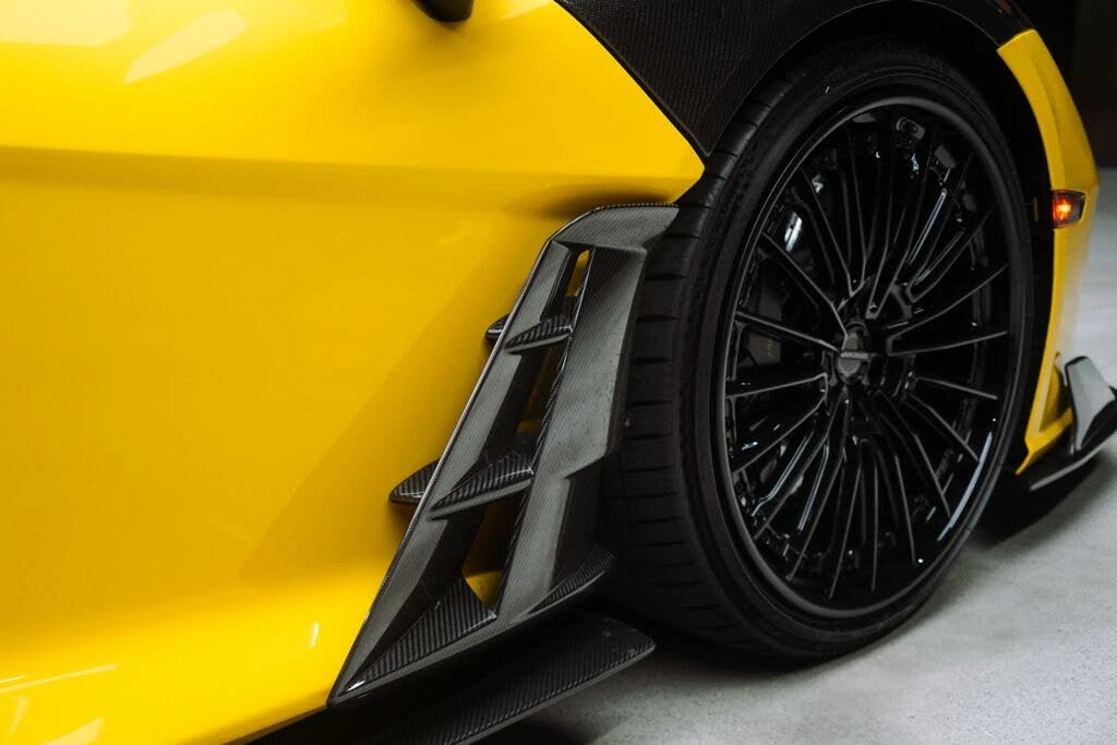 2024 Lamborghini Revuelto - Image 16 of 31