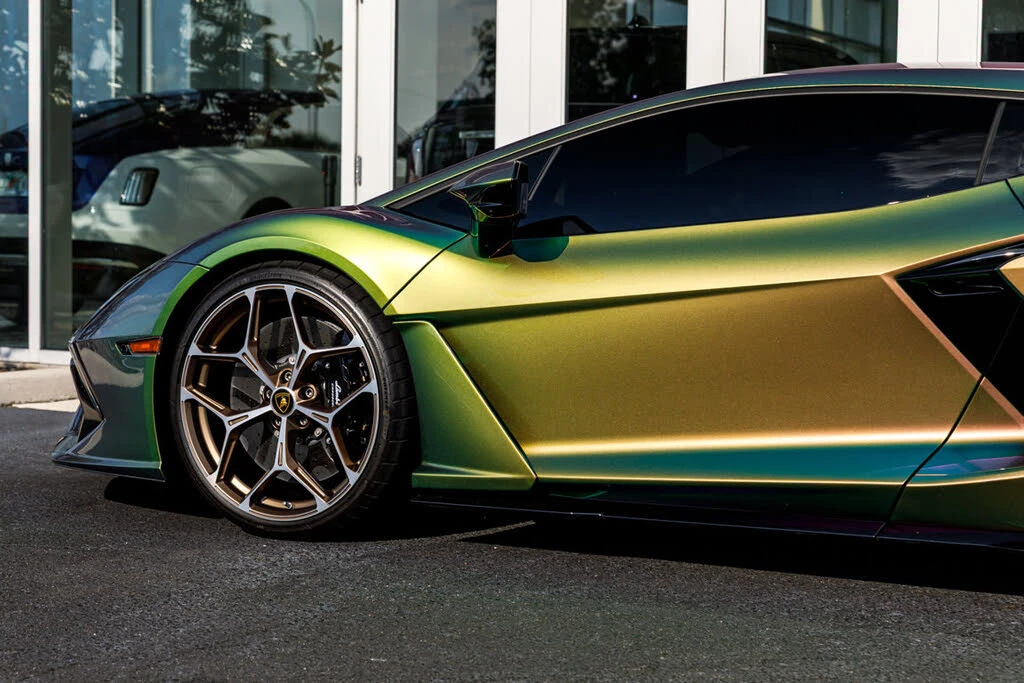 2024 Lamborghini Revuelto - Image 27 of 31