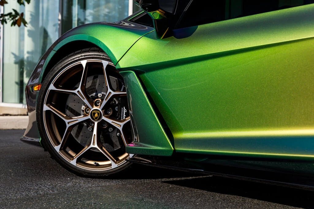 2024 Lamborghini Revuelto - Image 9 of 31