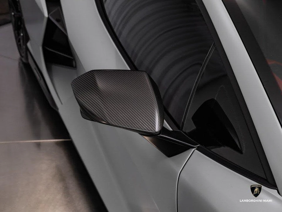 2024 Lamborghini Revuelto - Image 3 of 31