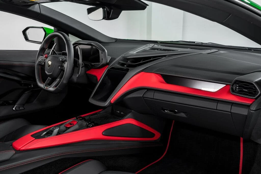 2024 Lamborghini Revuelto - Image 31 of 31