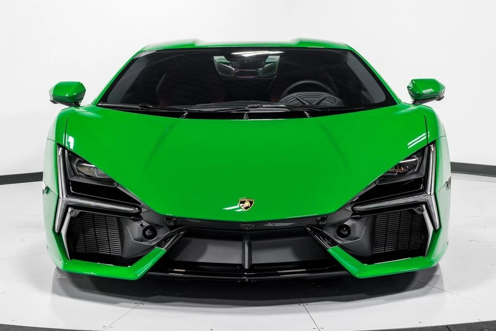 2024 Lamborghini Revuelto - Image 8 of 31