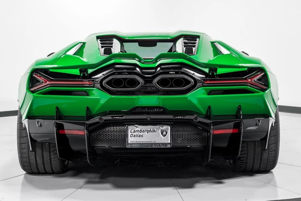 2024 Lamborghini Revuelto - Image 4 of 31