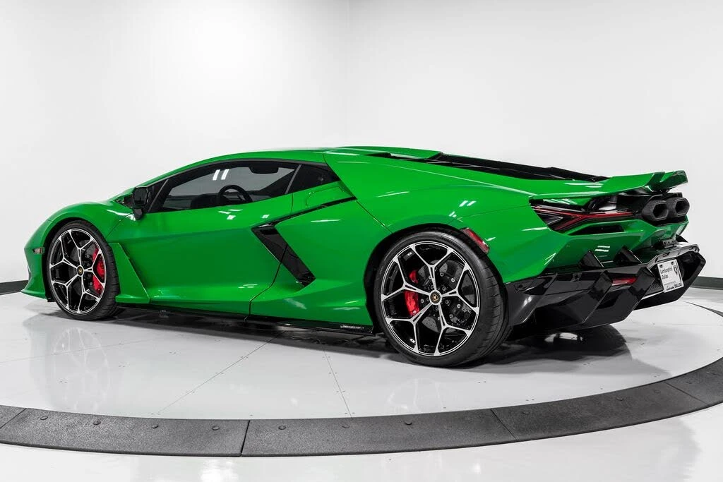 2024 Lamborghini Revuelto - Image 5 of 31