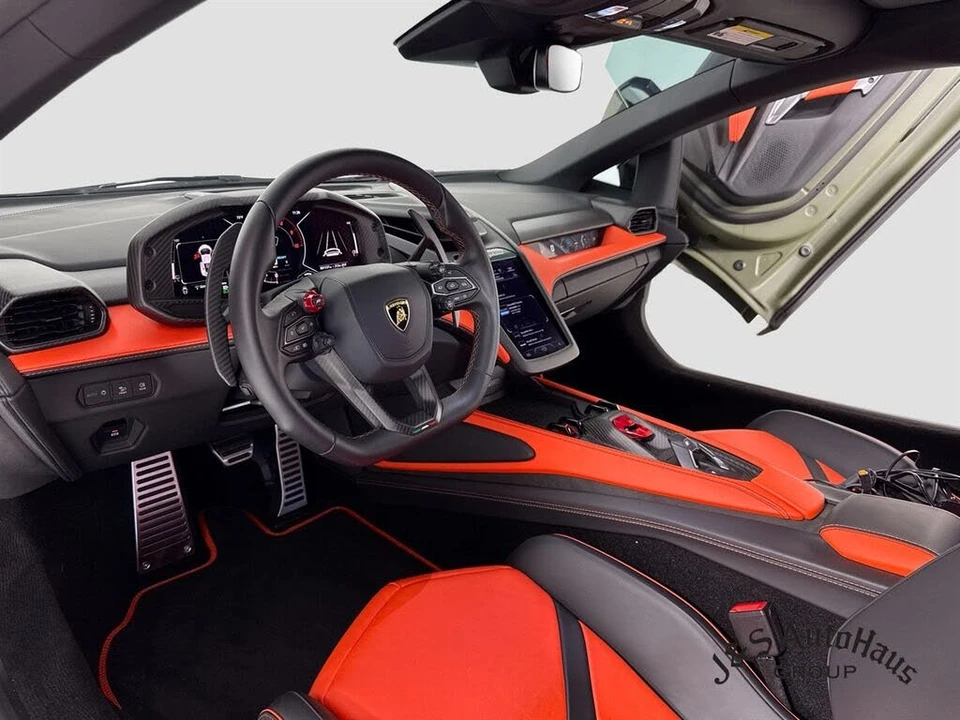 2024 Lamborghini Revuelto - Image 29 of 31