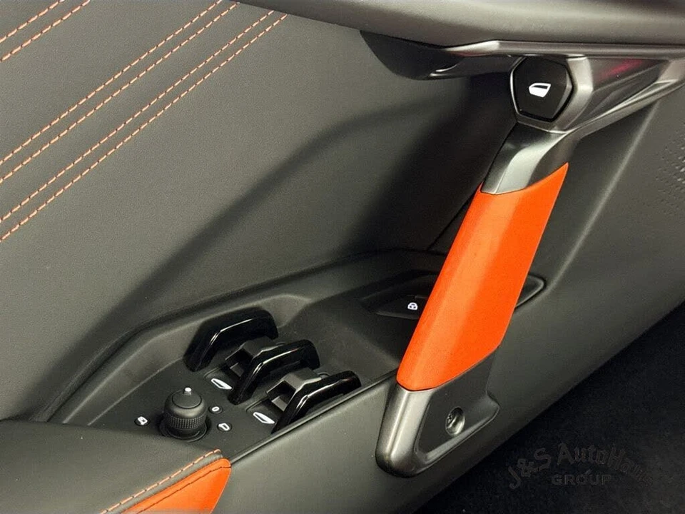 2024 Lamborghini Revuelto - Image 24 of 31