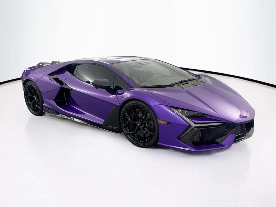 2024 Lamborghini Revuelto - Image 3 of 31