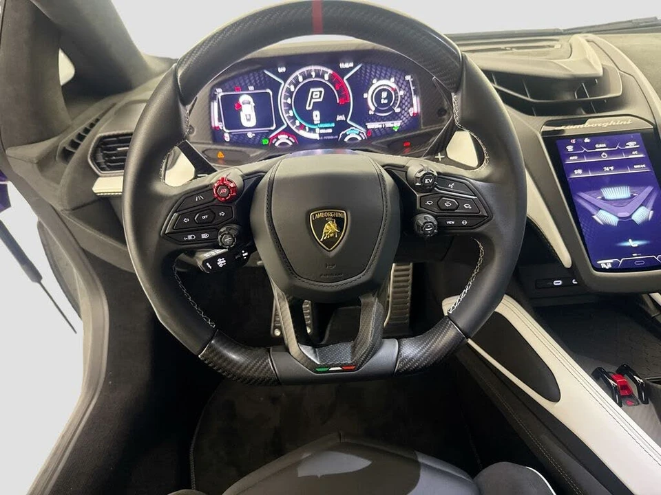 2024 Lamborghini Revuelto - Image 23 of 31