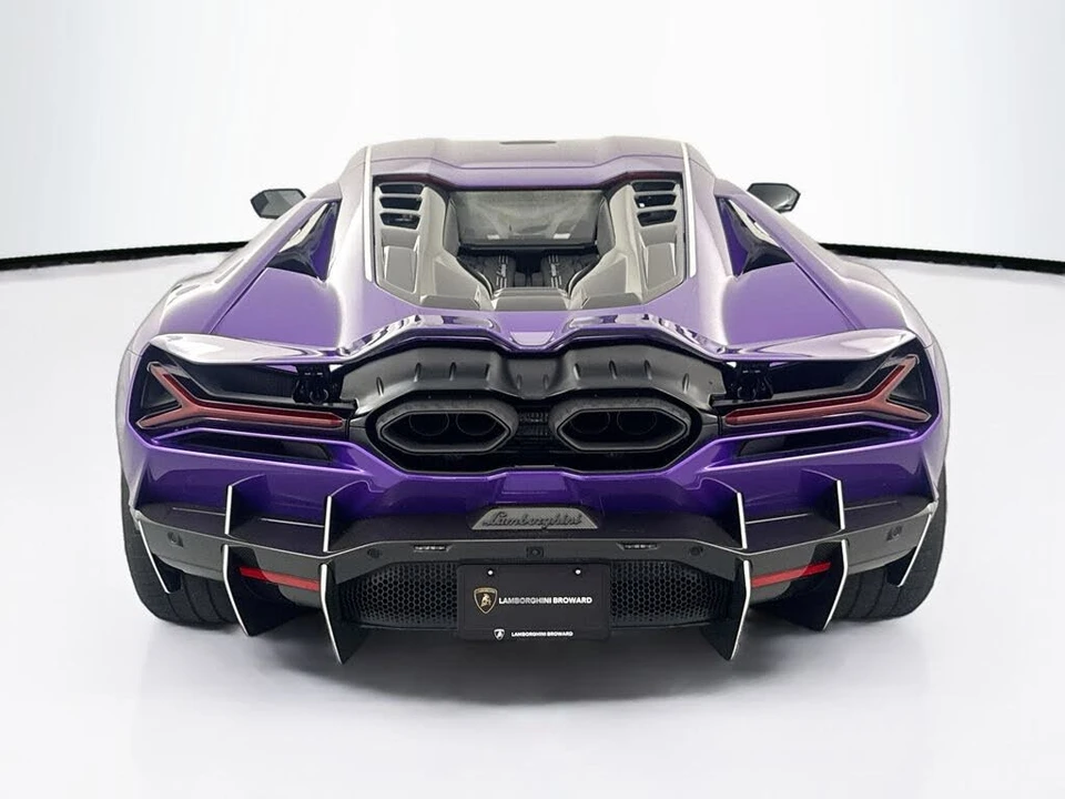 2024 Lamborghini Revuelto - Image 6 of 31