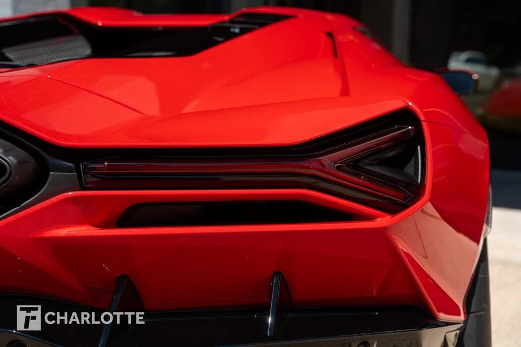2024 Lamborghini Revuelto - Image 16 of 31