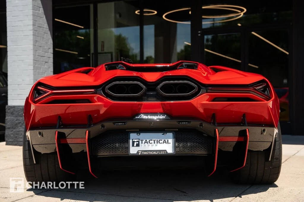 2024 Lamborghini Revuelto - Image 13 of 31