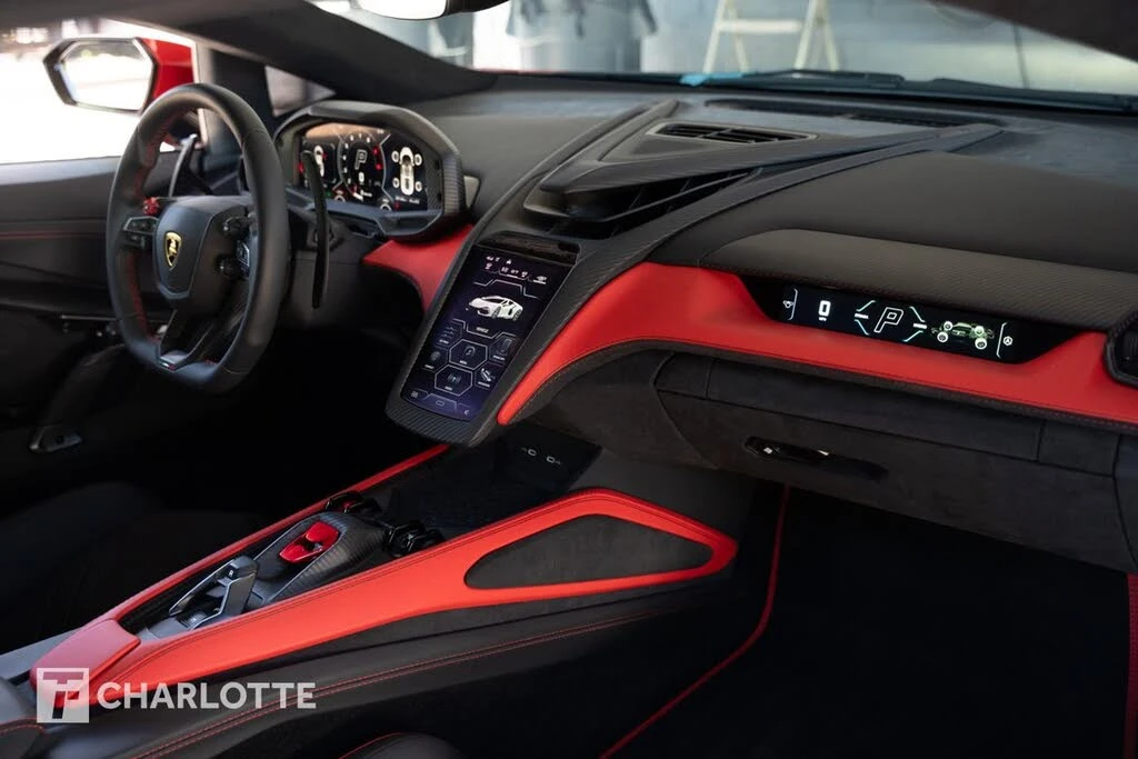 2024 Lamborghini Revuelto - Image 31 of 31
