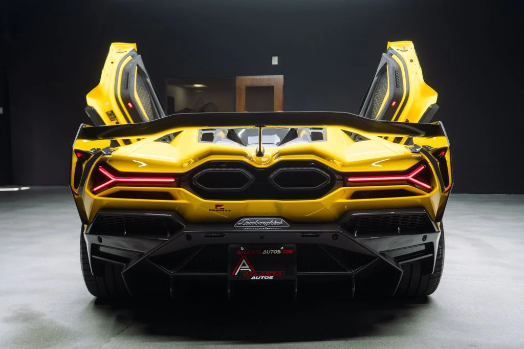2024 Lamborghini Revuelto - Image 24 of 31