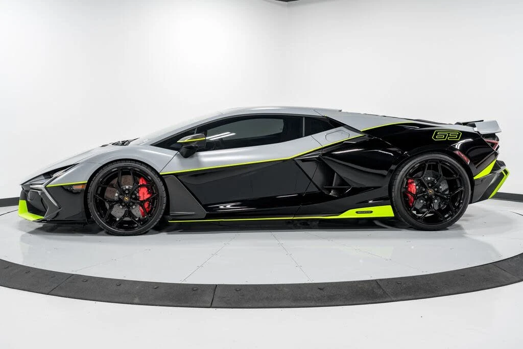 2024 Lamborghini Revuelto - Image 6 of 31