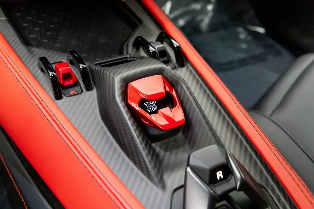 2024 Lamborghini Revuelto - Image 29 of 31