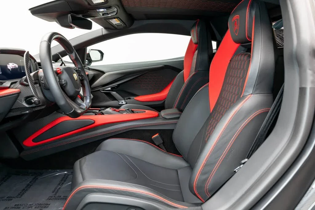 2024 Lamborghini Revuelto - Image 11 of 31