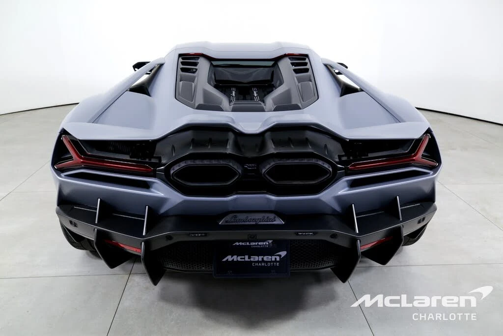 2024 Lamborghini Revuelto - Image 8 of 31