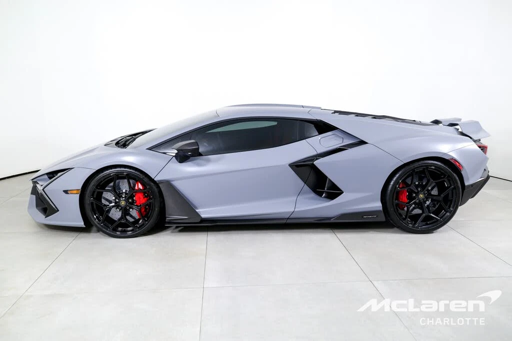 2024 Lamborghini Revuelto - Image 6 of 31