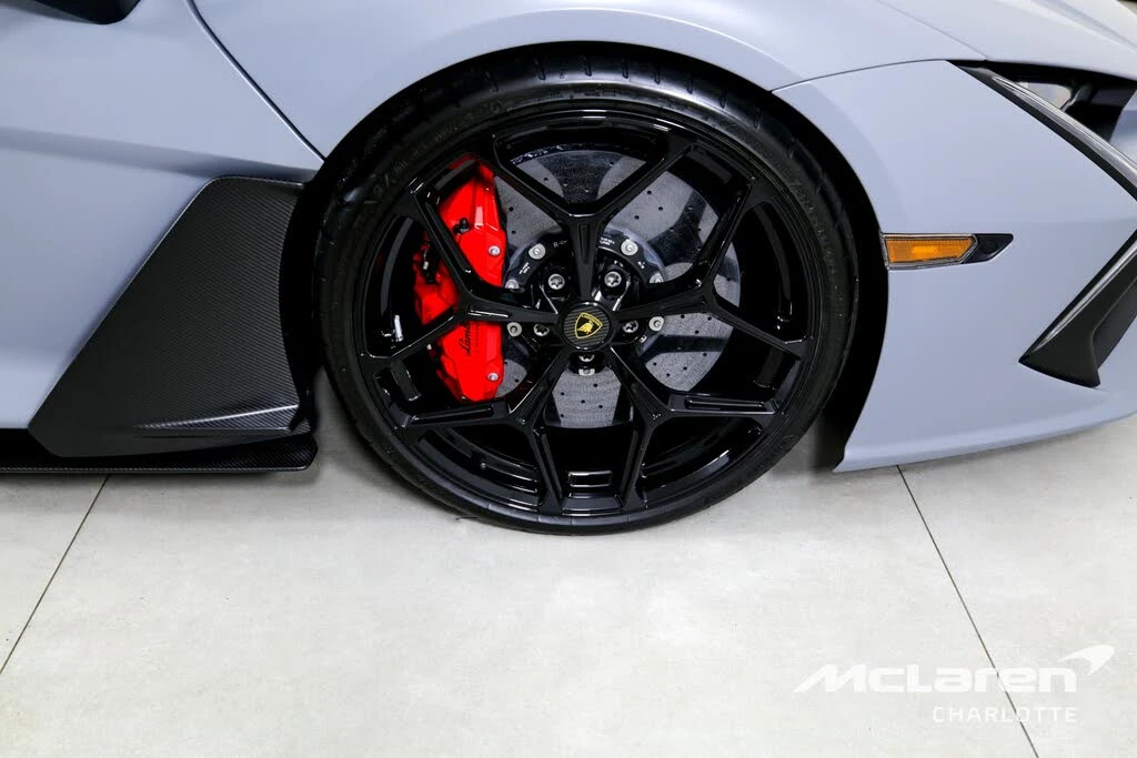 2024 Lamborghini Revuelto - Image 29 of 31